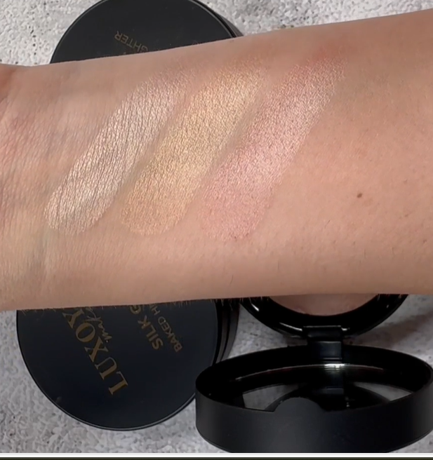 SILK GLOW Highlighter powder 02